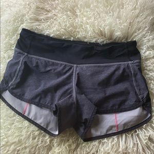 EUC-Lululemon Speed Up Short (4) Grey